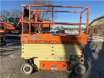 JLG 2632ES