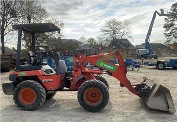 Kubota R520ST