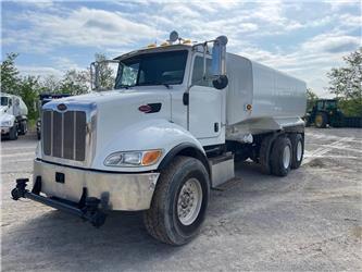 Peterbilt 335