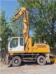 Liebherr A924C