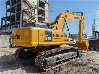 Komatsu PC 300