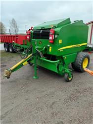 John Deere 644