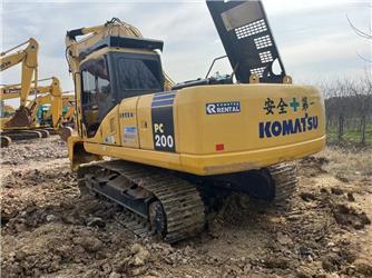 Komatsu PC 200