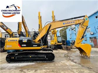 CAT 320 D