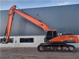 Doosan DX300LC longfront