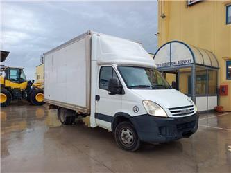 Iveco 35-12