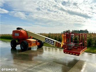 JLG 600 S