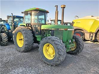 John Deere 4350