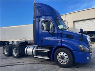 Freightliner Cascadia 113