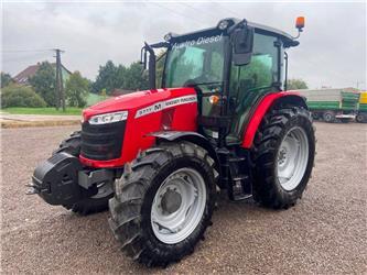 Massey Ferguson 5711M