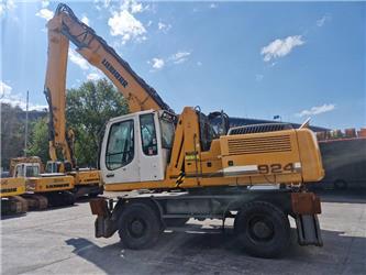 Liebherr A924C