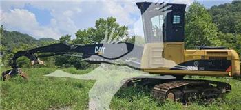 CAT 320D