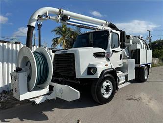 Freightliner 108 SD