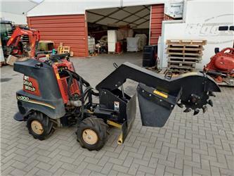 Ditch Witch R300