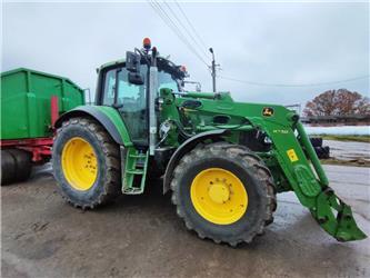 John Deere 6930