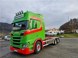 Scania R770