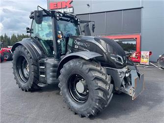 Valtra T235