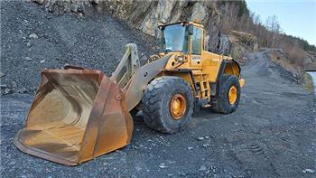 Volvo L220E