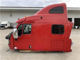 Peterbilt 587