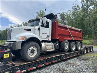 Peterbilt 348