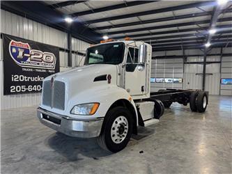 Kenworth T270