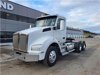 Kenworth T880