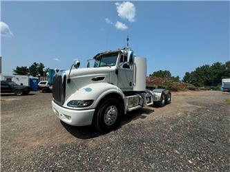 Peterbilt 384