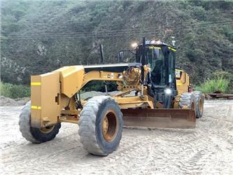 CAT 140M