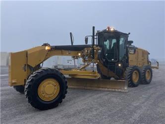 CAT 140M3