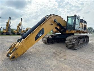 CAT 374D