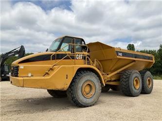 CAT 740