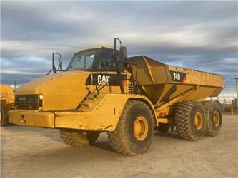 CAT 740