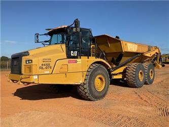 CAT 745