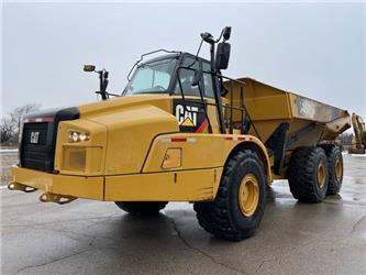 CAT 745C