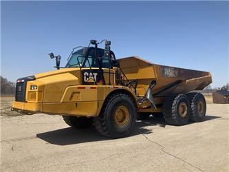 CAT 745C