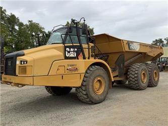 CAT 745C