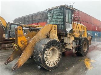 CAT 950M