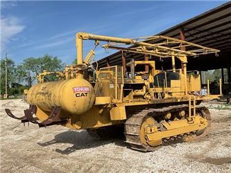 CAT D7