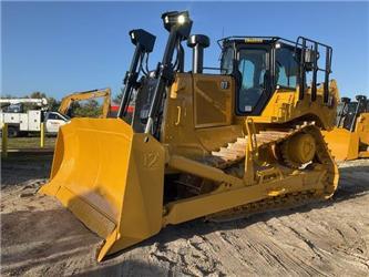 CAT D7