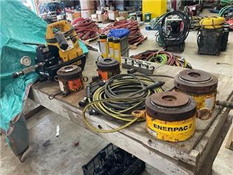  Enerpac ZU4608LB