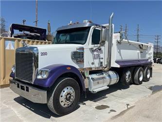 Freightliner 122SD