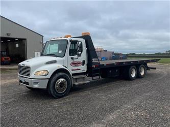 Freightliner M2106