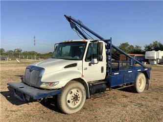 International 4300