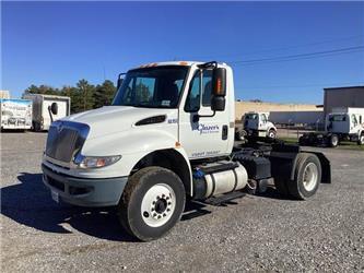 International 4400