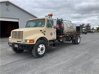 International 4900