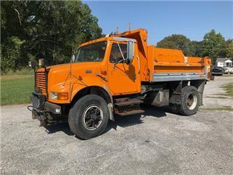 International 4900