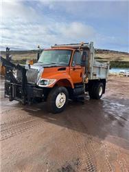 International 7500