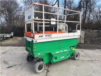 JLG 3246ES