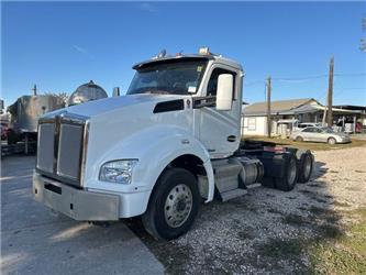 Kenworth T880