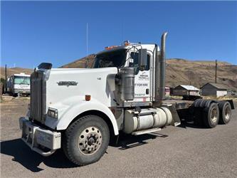 Kenworth T900